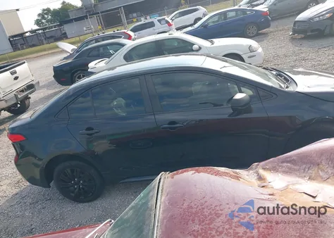 2021 Toyota Corolla Le z USA, uszkodzony, nr VIN JTDEPMAEXMJ178890